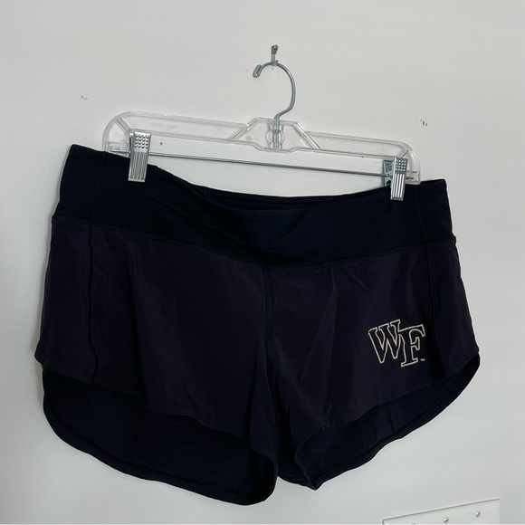 Lululemon Speed Up Short Wake Forest University Logo - Picture 2 of 5